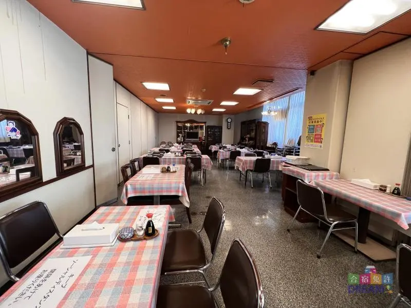 朝食会場