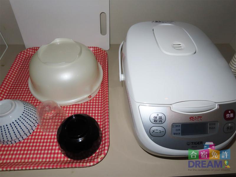 炊飯器・食器